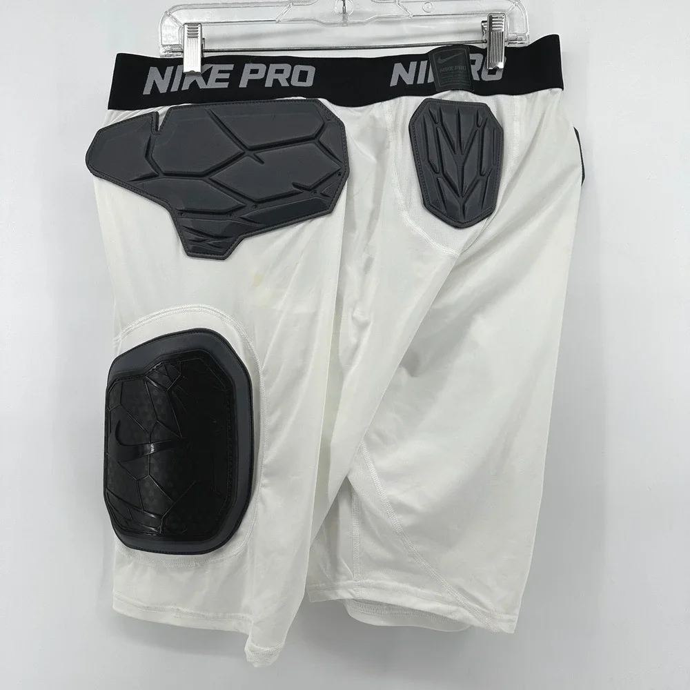 Nike pro hyperstrong